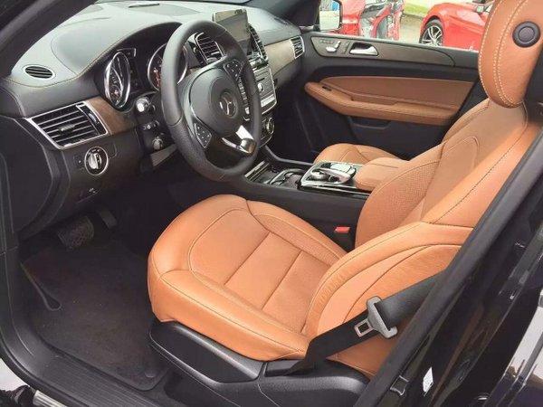 奔馳GLS450試駕報告 多款17款GLS450好貨-圖4