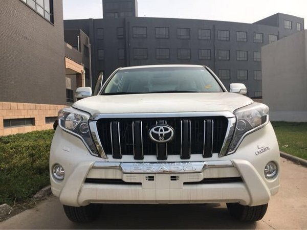 17款豐田霸道2700現(xiàn)車 熱降特惠五一專場-圖1