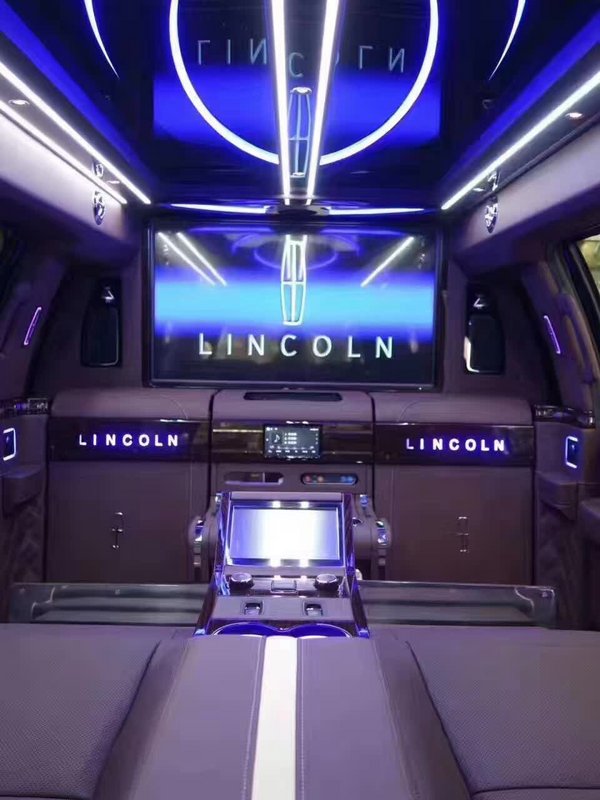 新款林肯领航员领袖一号加长版5.98米特惠价富豪专属