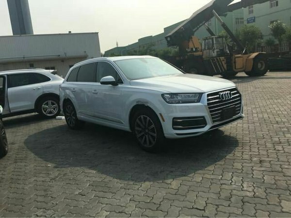 2017款奥迪Q7现车 独享尊崇Q7终极抄底价-图2