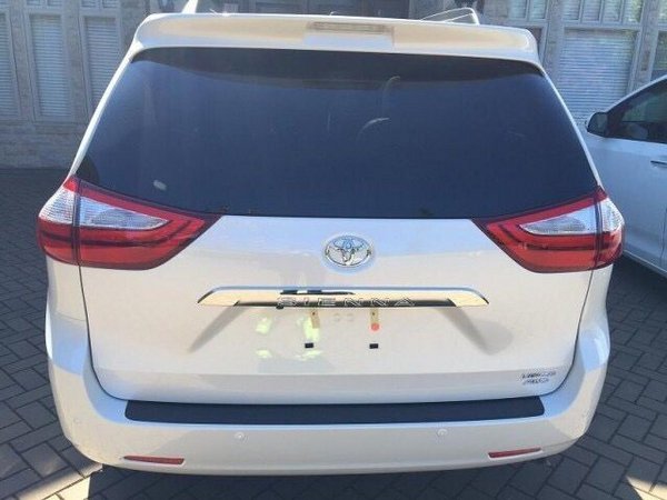 2017款丰田塞纳8速现车 四驱提车不用等-图7