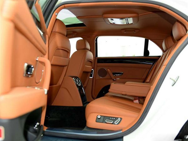 进口宾利飞驰V8报价 惠降价狂飙飞驰4.0T-图7