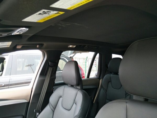 全新款沃尔沃XC90靓丽外表 逼格折扣立减-图6