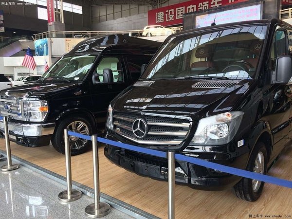 奔驰斯宾特13座15座价格 豪内舱明星挚爱-图2