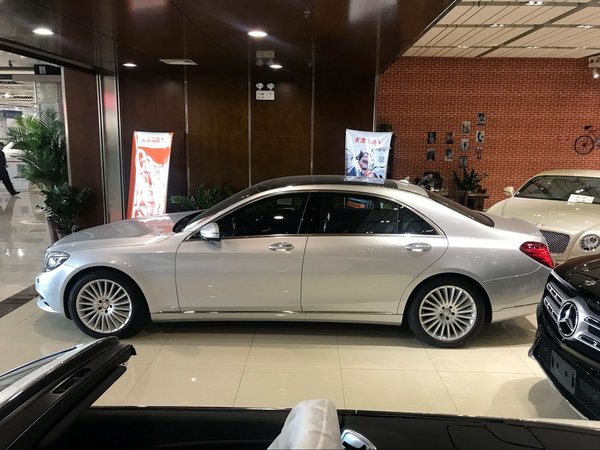 17款奔驰S400现车 19轮豪轿3.0T特价处理-图3