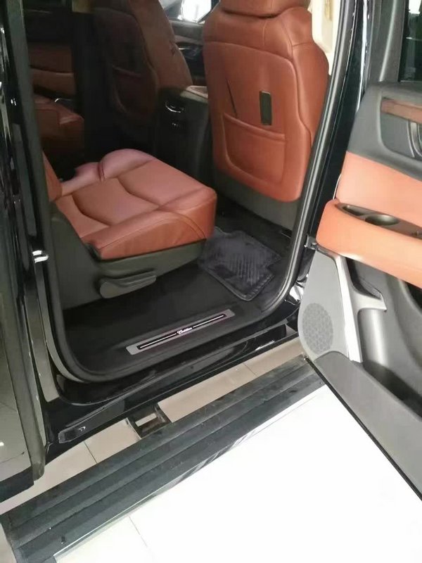 凯迪拉克凯雷德6.2L详配 V8商务138万起-图8