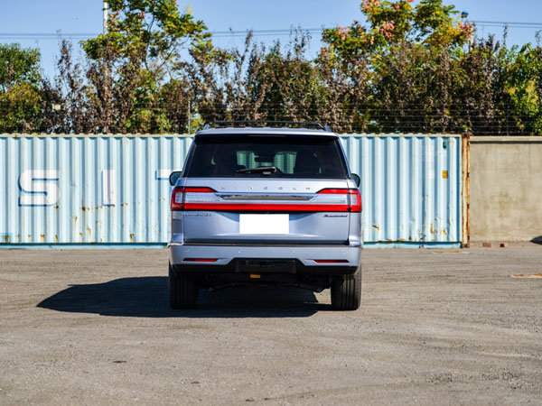 2018款林肯领航员现车 越野精英惊喜降临-图4