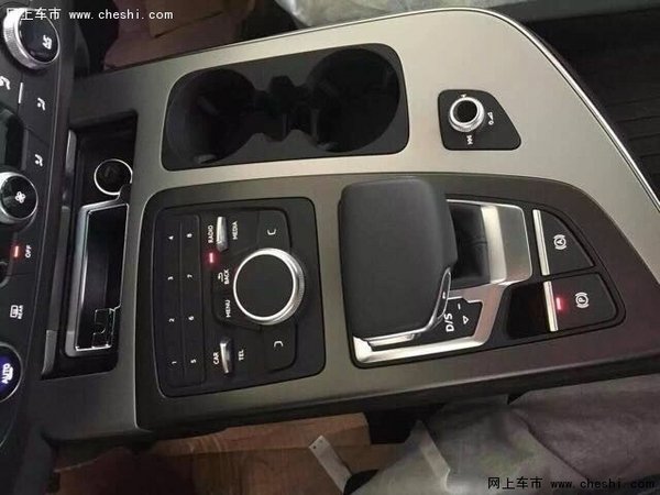 2016款奥迪Q7平价四驱 科技SUV配置齐全-图8