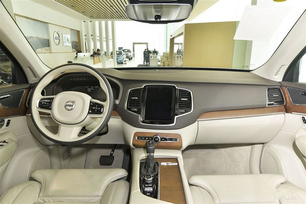 沃尔沃xc90七座suv价格超低处处为您着想