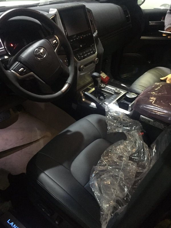 16款豐田酷路澤5700現(xiàn)車 創(chuàng)惠底價(jià)V8陸巡-圖7