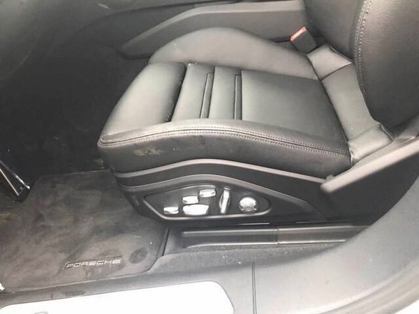 17款保时捷帕纳梅拉 造型诱人配置全讲解-图5