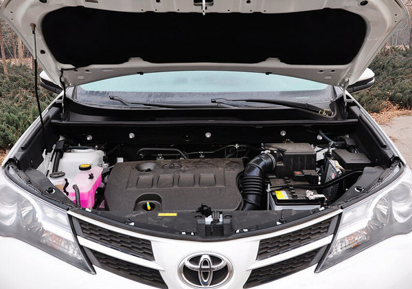 RAV4榮放限時(shí)優(yōu)惠0.5萬(wàn) 降價(jià)競(jìng)爭(zhēng)馬自達(dá)-圖4
