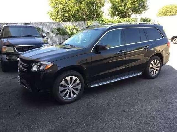 2017款加拿大版奔馳GLS550 現(xiàn)車優(yōu)惠促銷-圖3