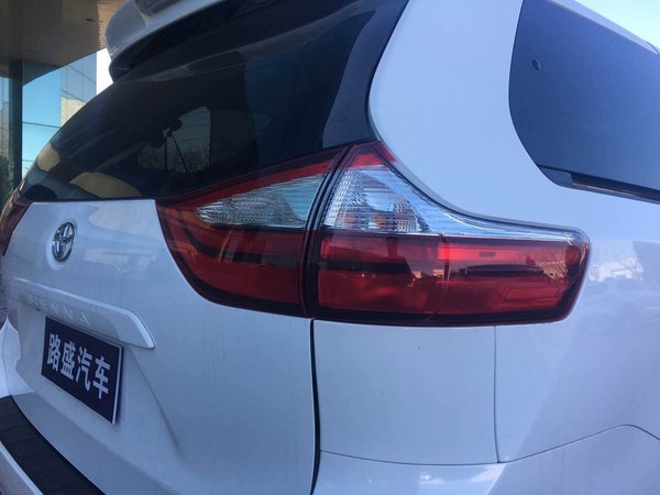 17豐田塞納LE四驅(qū)配置 天窗天津行情報(bào)價(jià)-圖5