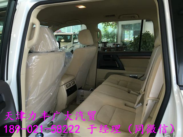2017款丰田酷路泽4000 新V6丐版亮点细节-图9