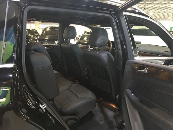 17款奔馳GLS450/GLS550 強(qiáng)勢降價(jià)不可擋-圖7