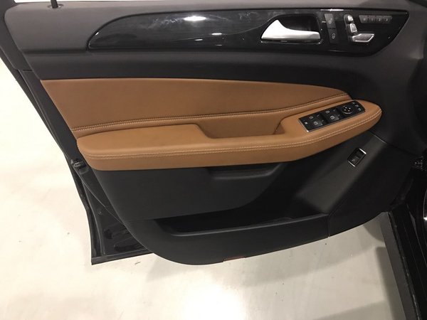 2017款奔驰GLE43AMG 平行进口全城最低价-图7