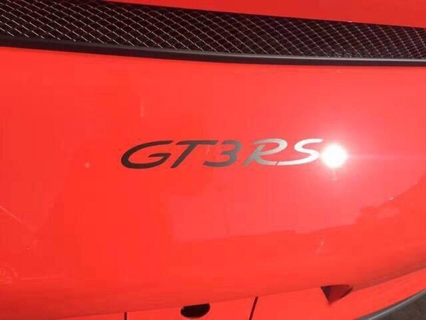 全球限量保时捷911-GT3-RS 特殊车漆橙色-图4