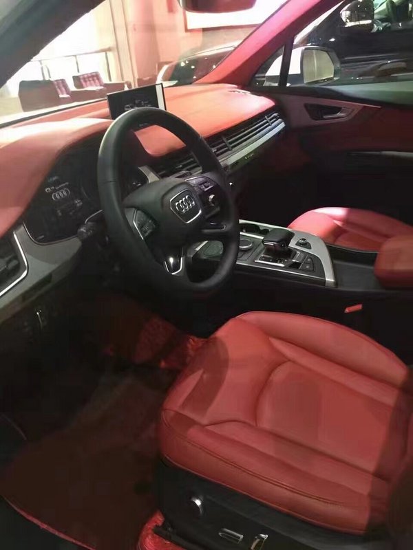 17款奧迪Q7全尺寸SUV 舒適定位港口直銷-圖6