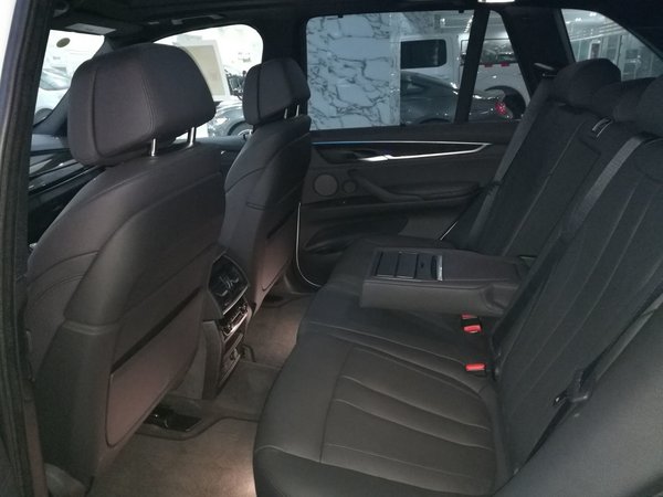 17款加版宝马X5M版解读 3.0五座气质非凡-图8