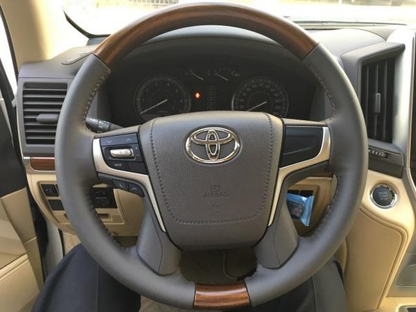 17款豐田酷路澤4000V6路況測試 陸巡價格-圖7