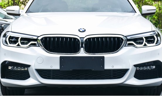 全新一代BMW 5系Li上市，到店实拍-图2