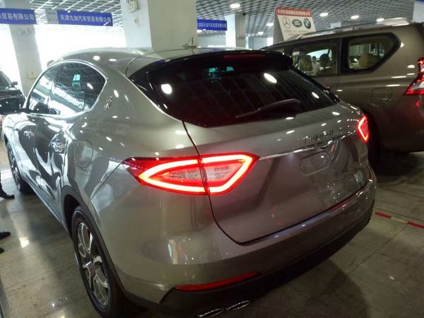 17款瑪莎拉蒂萊凡特SUV 首降現(xiàn)車搶購價-圖7
