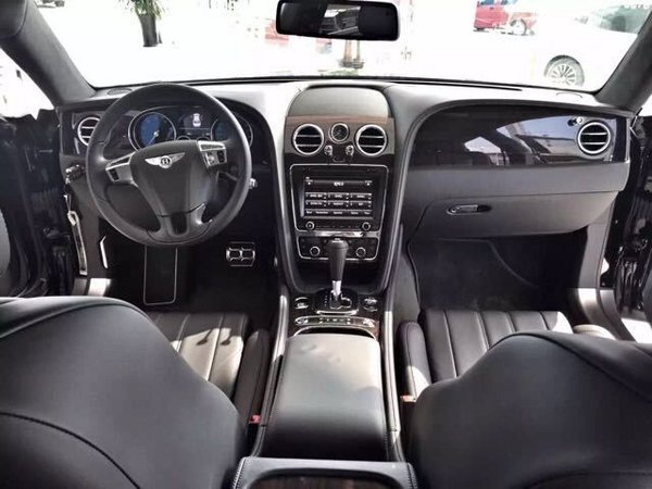 2016款賓利飛馳V8現(xiàn)車 降價(jià)10萬(wàn)優(yōu)惠底價(jià)-圖4