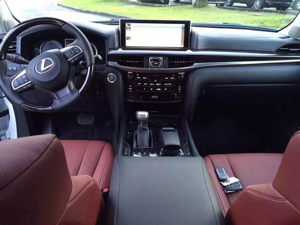 16款雷克薩斯LX570中東版 節(jié)前重磅降價-圖4