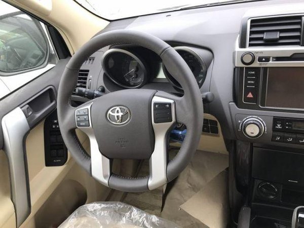 17款丰田霸道2700行情 最便宜普拉多现车-图4