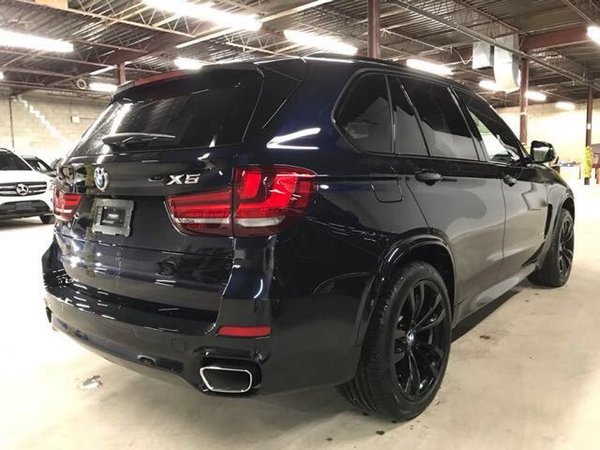 18款加版宝马X5M 3.0T汽油五座配置任选-图4