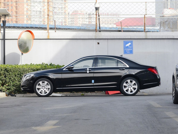 2017款奔馳S400L現(xiàn)車106萬 豪轎車頭等艙-圖3