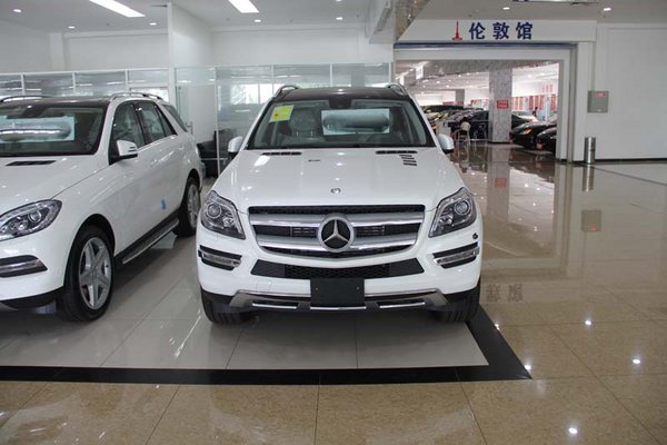 16款奔馳GL350現(xiàn)車搶購 GL級SUV全國分期-圖2