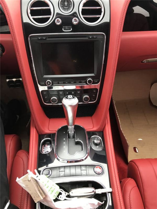 宾利飞驰V8S全新款 经典豪华优惠10万-图16