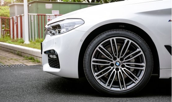 全新一代BMW 5系Li上市，到店实拍-图6