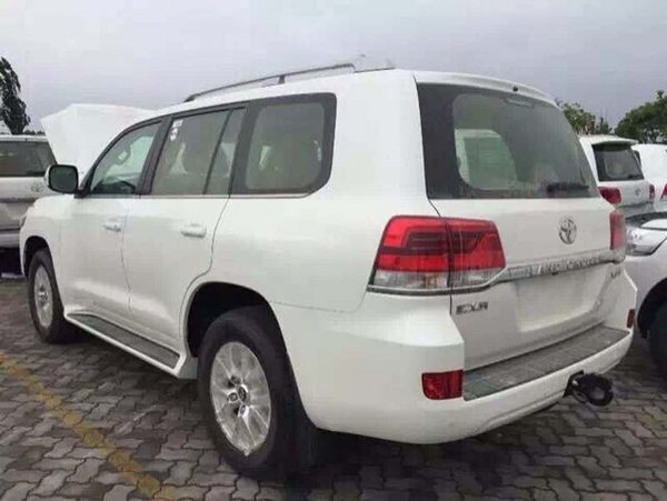 丰田酷路泽4000现车 超低价格享豪华SUV-图4