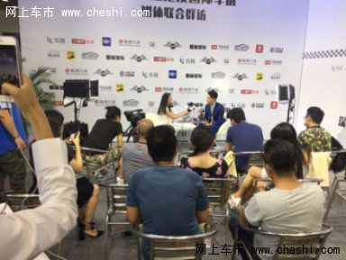 深港澳国际车展深圳仁孚奔驰总经理访谈-图3