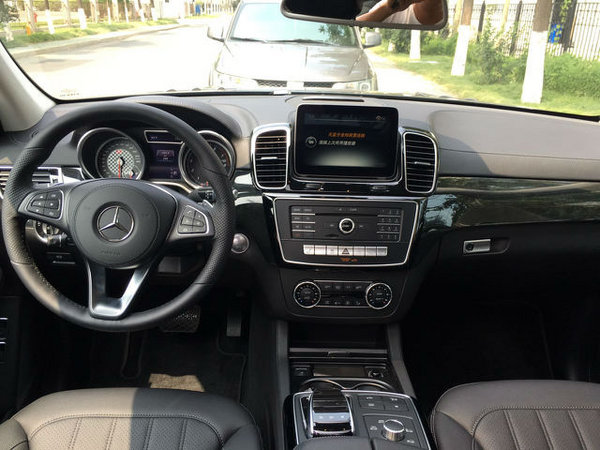 17款奔馳GLS450美規(guī) 天津港價(jià)格優(yōu)惠促銷-圖4