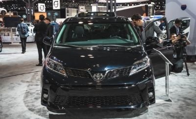 2018款丰田塞纳上市 升级版商务巅峰让利_Sie