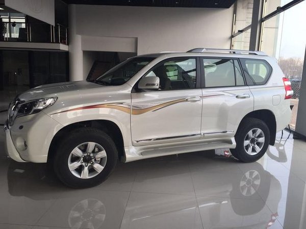 豐田霸道2700現(xiàn)車 極品越野春節(jié)底價(jià)爆發(fā)-圖2