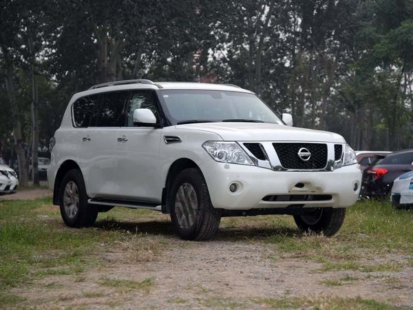 17款日產(chǎn)途樂Y62XE 4.0L超大馬力57萬元-圖2