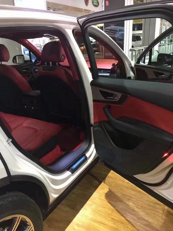 17款奧迪Q7全尺寸SUV 舒適定位港口直銷-圖7