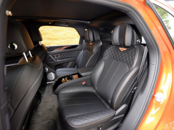 17款宾利添越降底价 霸气奢华SUV猛爆料-图6