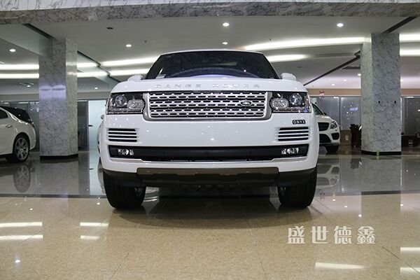 路虎攬勝行政版現(xiàn)車 彪悍越野降底價熱銷-圖2