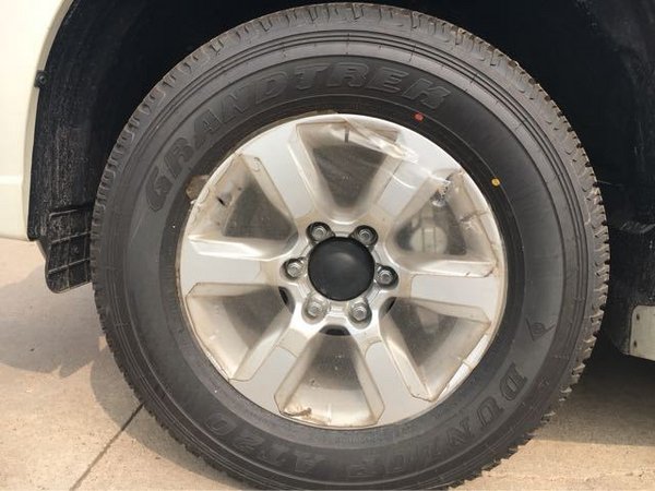 越野之王 17款丰田霸道2700天津最新报价-图12