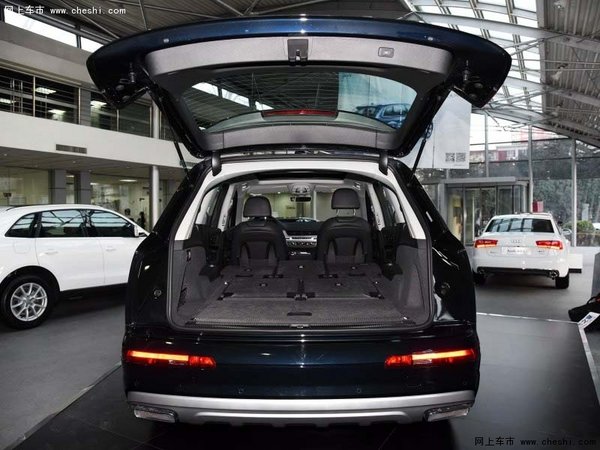 2016款奥迪Q7平价四驱 科技SUV配置齐全-图10