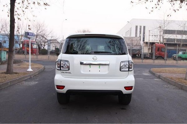 2016款日產(chǎn)途樂Y62 5.6L中東XE僅68.5萬-圖3