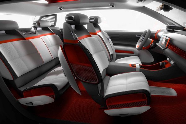 雪铁龙全新C3 SUV年底上市 衍生电动版-图4
