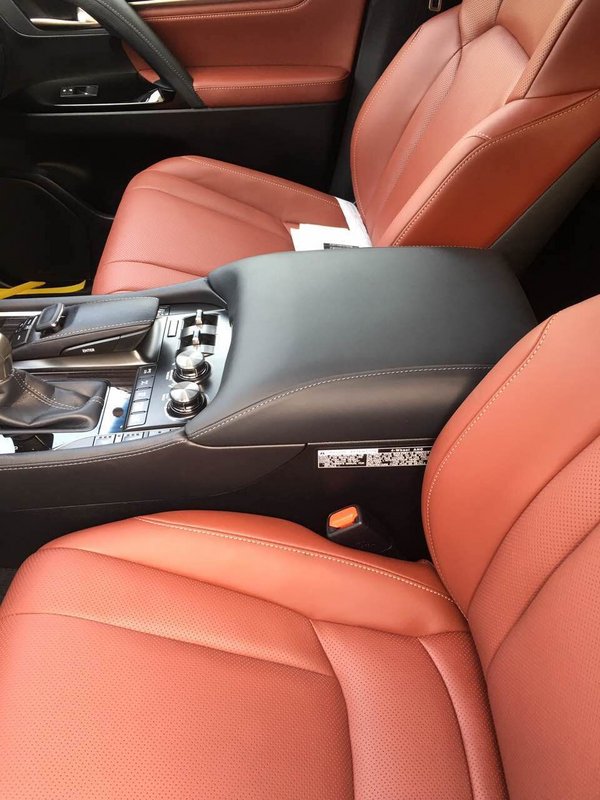 17款雷克萨斯LX570 优点多优惠触手可及-图9