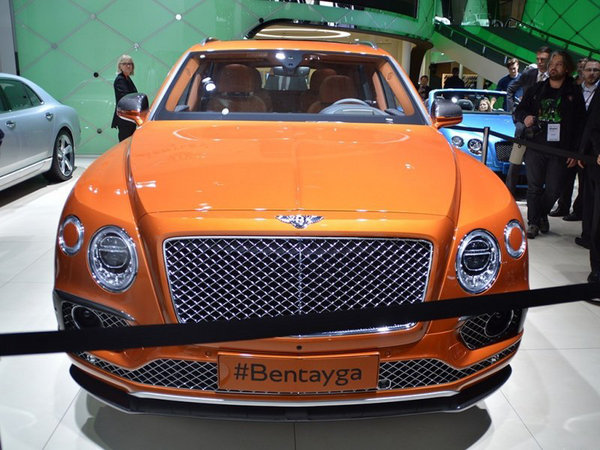 17款宾利添越现车 鹤立鸡群越野超值特惠-图2